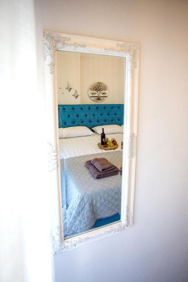 Néa Péramos Holiday House Ioanna 2 - Loft מראה חיצוני תמונה