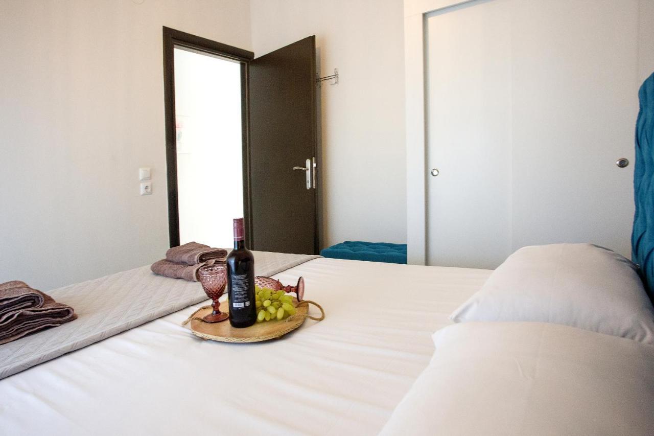 Néa Péramos Holiday House Ioanna 2 - Loft מראה חיצוני תמונה