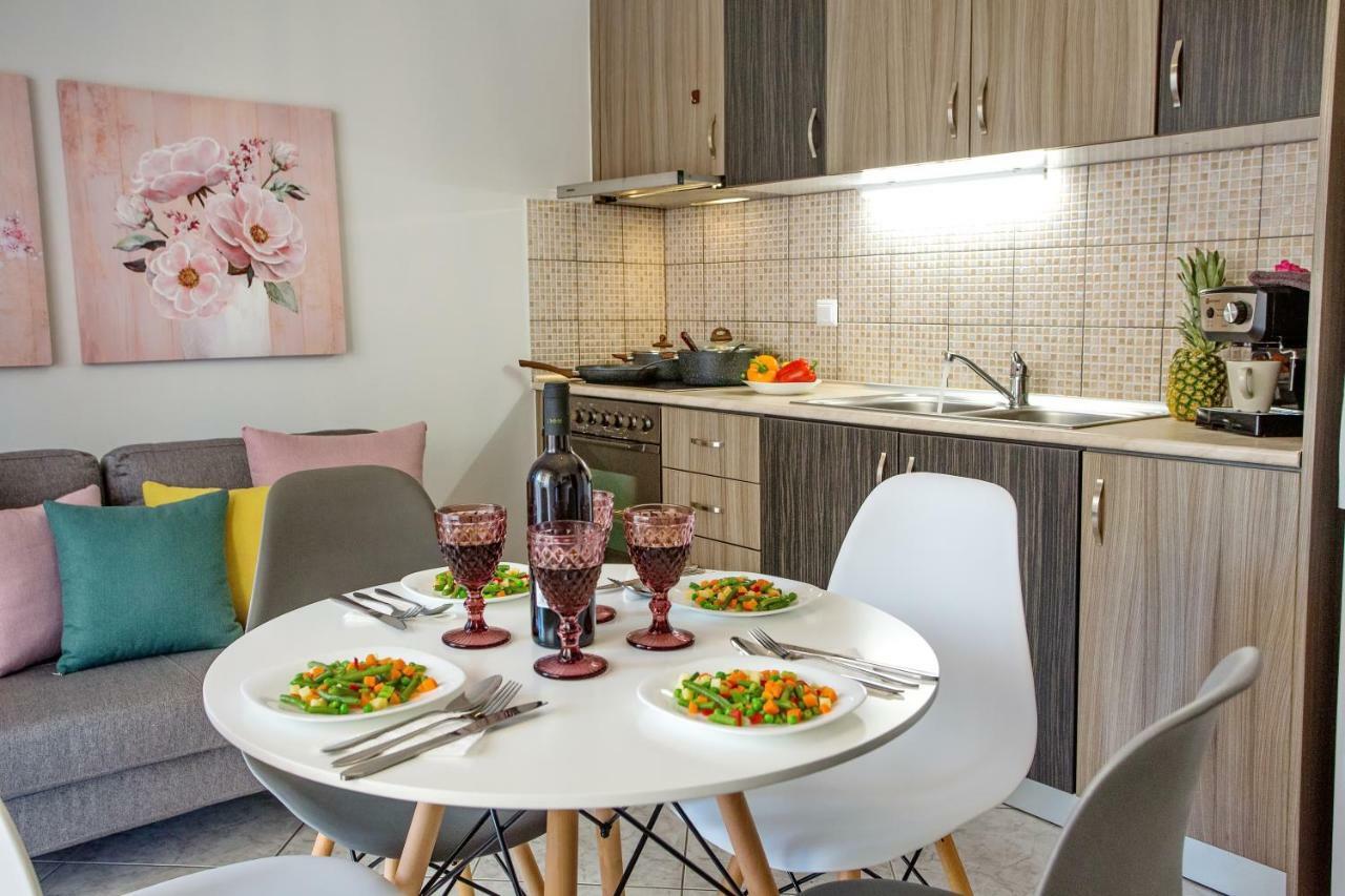 Néa Péramos Holiday House Ioanna 2 - Loft מראה חיצוני תמונה