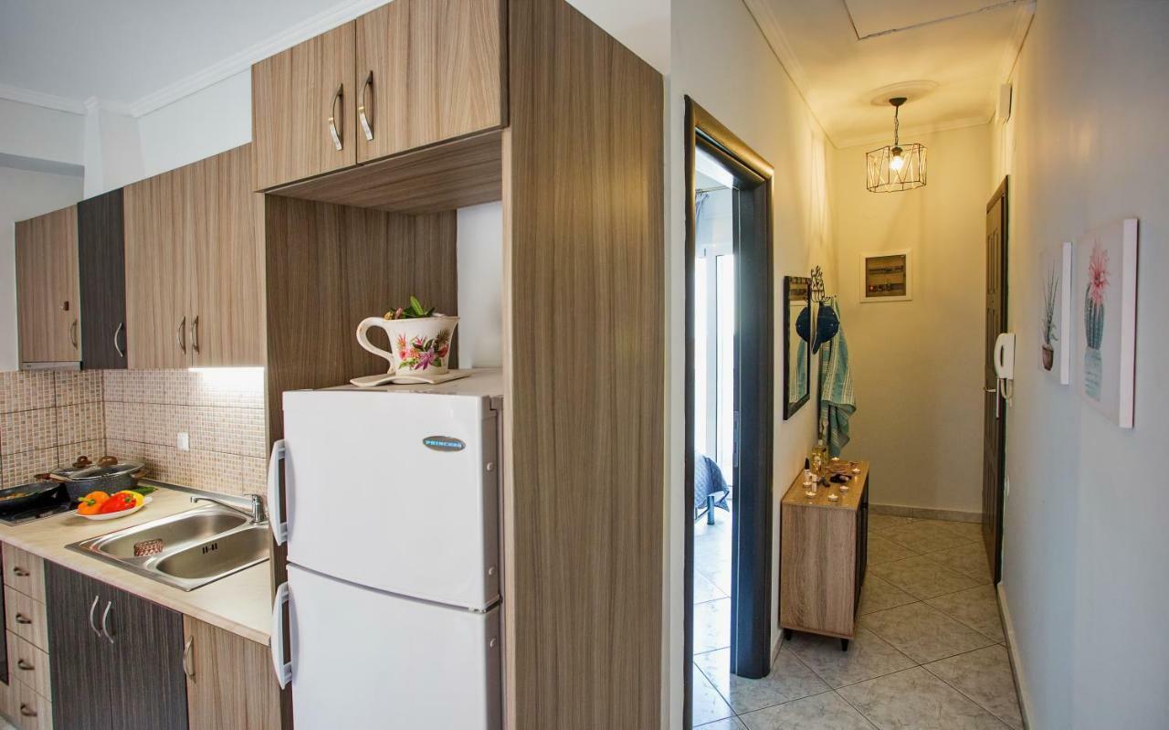 Néa Péramos Holiday House Ioanna 2 - Loft מראה חיצוני תמונה
