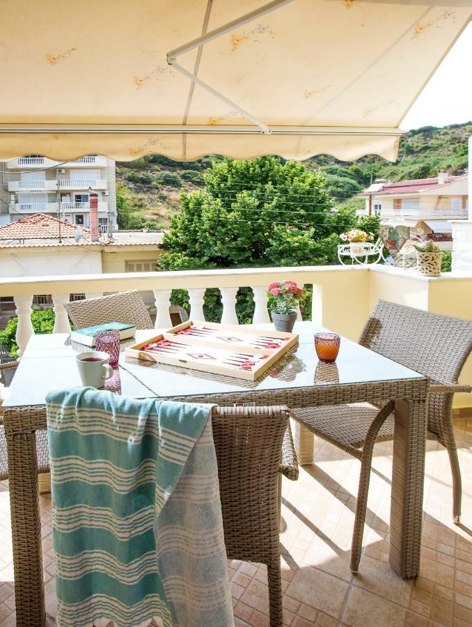 Néa Péramos Holiday House Ioanna 2 - Loft מראה חיצוני תמונה