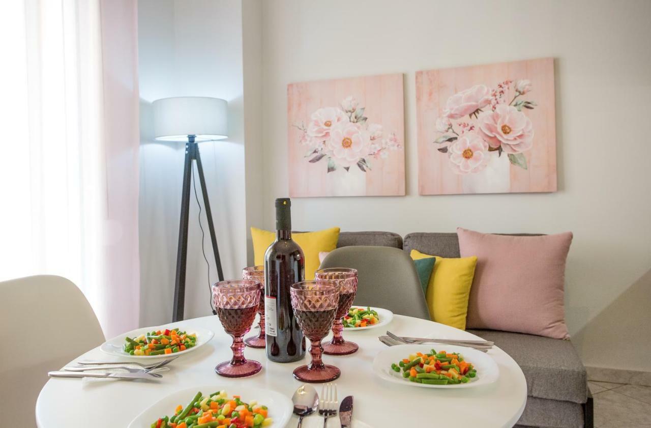 Néa Péramos Holiday House Ioanna 2 - Loft מראה חיצוני תמונה
